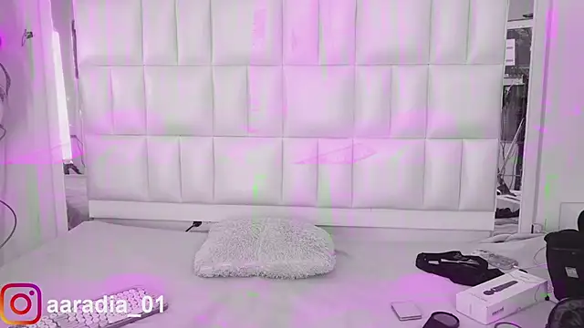 Anais aradia online show from 02.06.26