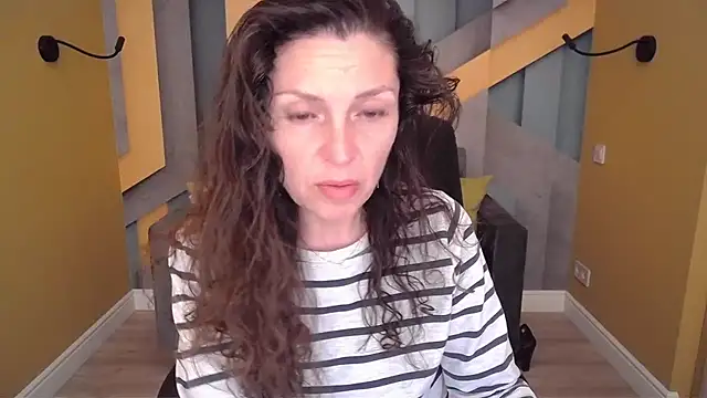 EllaLong online show from 04.15.26