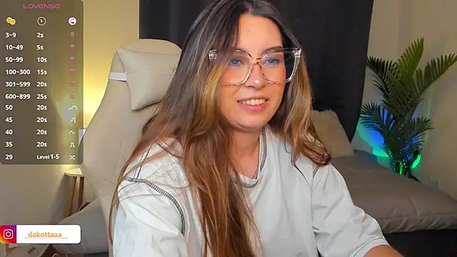 dakottaa  online show from 03.06.26