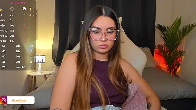 dakottaa  online show from 03.18.26