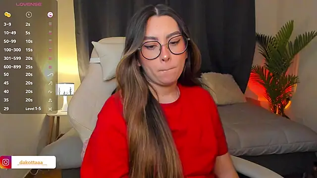 dakottaa  online show from 04.08.26