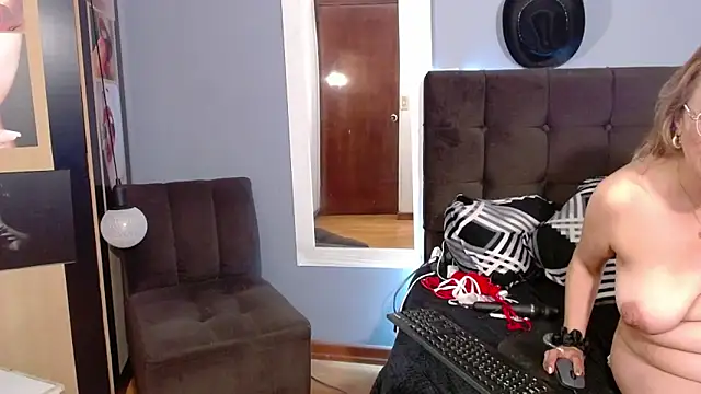 RubyWatson50 online show from 03.22.25