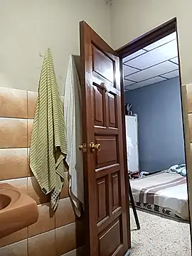 DanelyLopez online show from 04.20.26