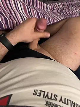 Snapshot of Adis1984Ger chatting on 12.11.24 Adis1984Ger online show from 12.11.24