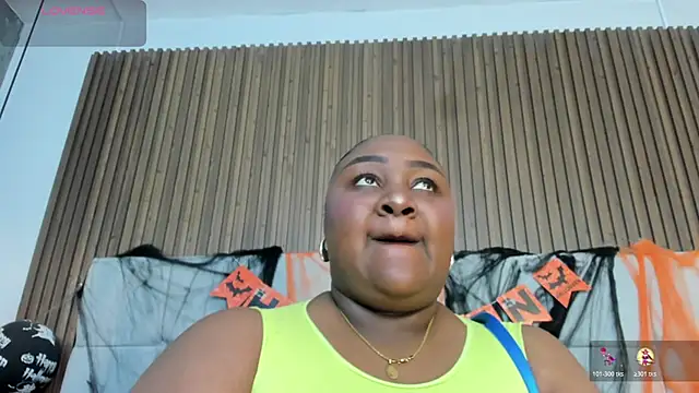 Saravy Blandon online show from 10.28.25