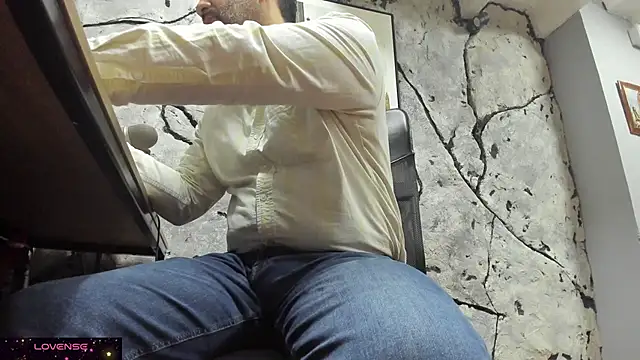 Maxi TheBigDaddy online show from 11.20.25