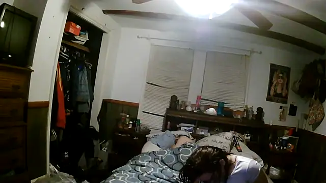 Snapshot of Thicknjuicy1986 chatting on 03.29.26 Thicknjuicy1986 online show from 03.29.26