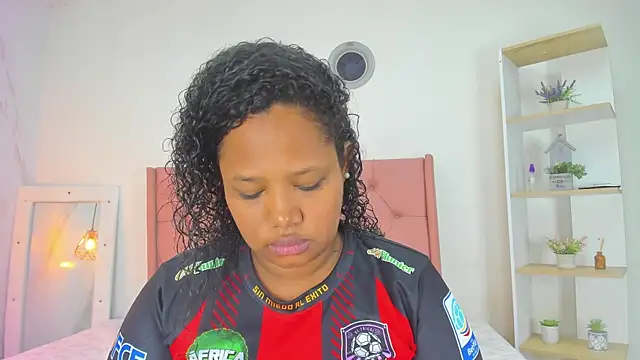 Belle Brunette online show from 01.15.26