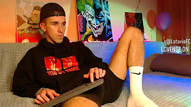 Snapshot of Midnighter_ chatting on 01.14.25 Midnighter  online show from 01.14.25