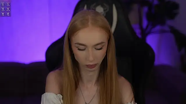 Amelia Blaze online show from 11.22.25