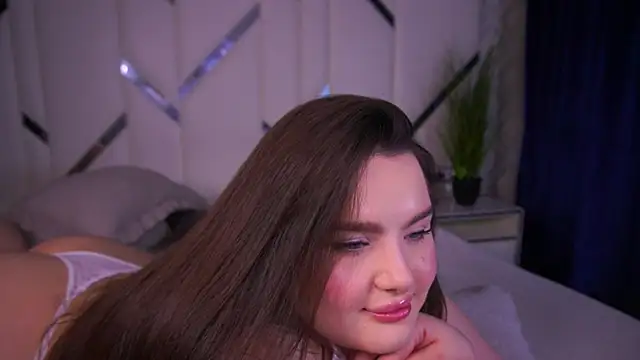 CuteAmberr online show from 03.17.25