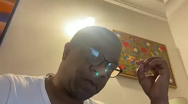 Snapshot of okaono20 chatting on 01.12.25 okaono20 online show from 01.12.25