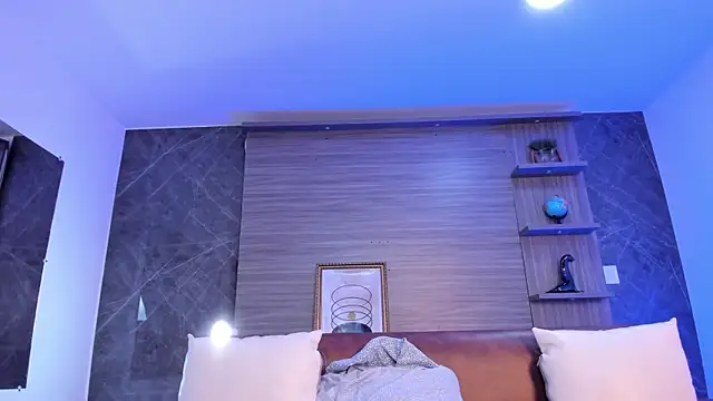 charlottewhitte online show from 11.06.25