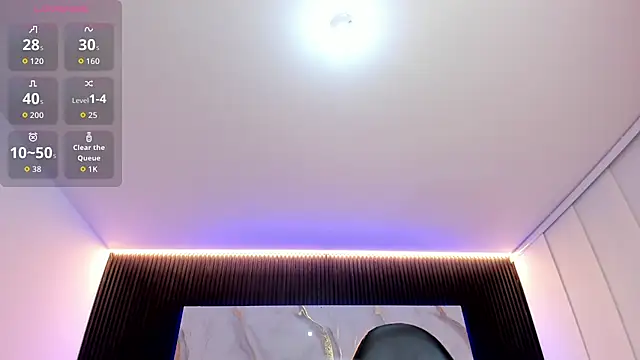 charlottewhitte online show from 03.11.26