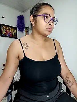 chalohott online show from 10.18.25