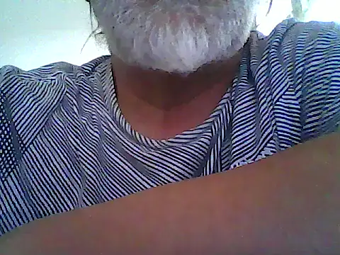 Snapshot of xcimeru chatting on 07.14.26 xcimeru online show from 07.14.26