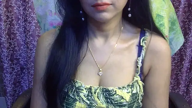 Snapshot of iam-moni2 chatting on 03.06.25 iam-moni2 online show from 03.06.25