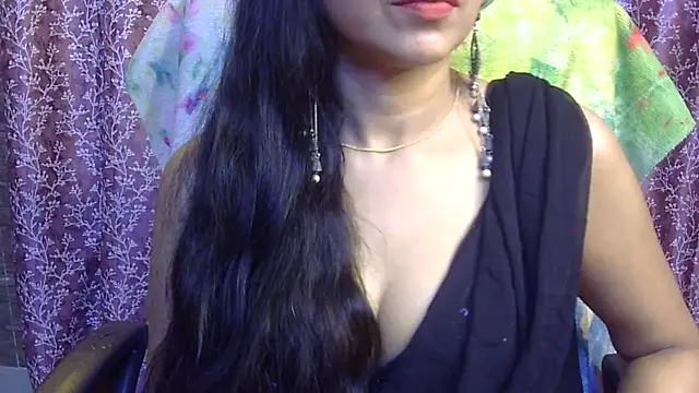 Snapshot of iam-moni2 chatting on 03.08.25 iam-moni2 online show from 03.08.25