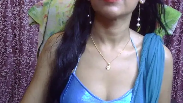 Snapshot of iam-moni2 chatting on 03.18.25 iam-moni2 online show from 03.18.25