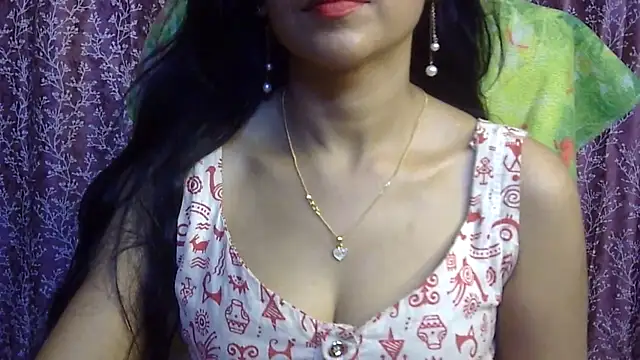 Snapshot of iam-moni2 chatting on 03.18.25 iam-moni2 online show from 03.18.25