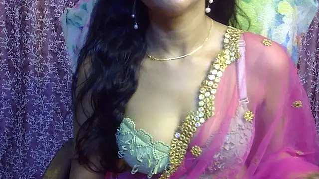 Snapshot of iam-moni2 chatting on 03.19.25 iam-moni2 online show from 03.19.25