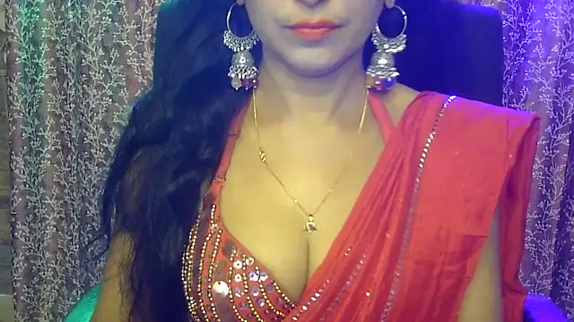 Snapshot of iam-moni2 chatting on 10.05.25 iam-moni2 online show from 10.05.25