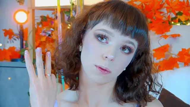 ElisabethDavis online show from 11.16.25