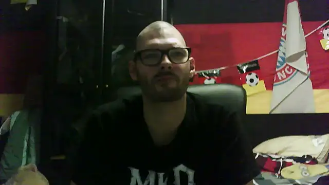 Die-geile-Sau online show from 11.28.25