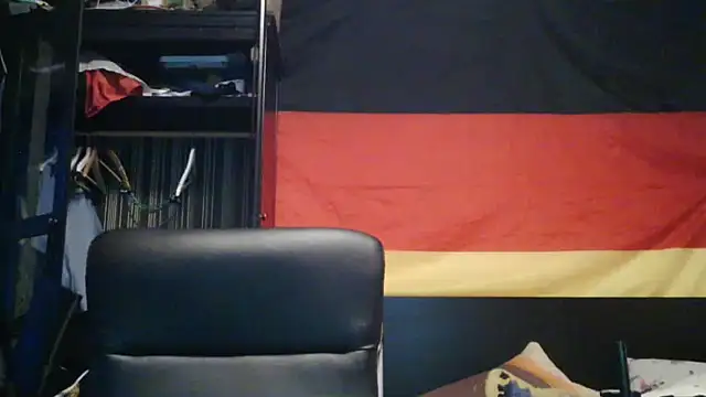 Snapshot of Die-geile-Sau chatting on 06.28.26 Die-geile-Sau online show from 06.28.26