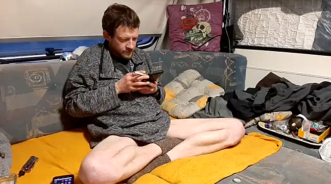 Ebinator666 online show from 12.31.24