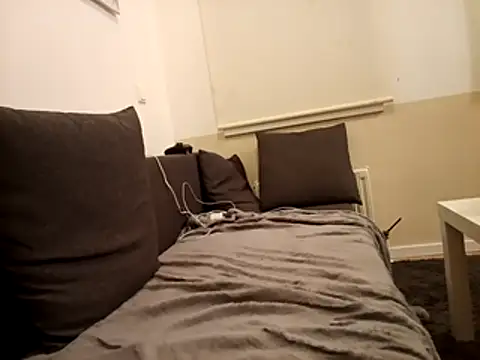 Ebinator666 online show from 02.04.25