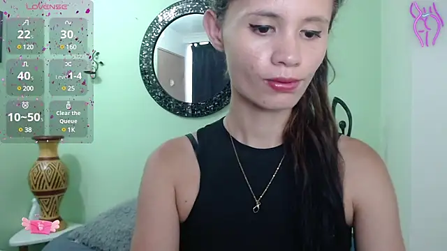 Sofia Franco  online show from 12.17.24