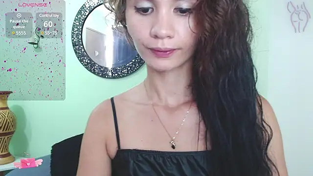 Sofia Franco  online show from 01.04.25