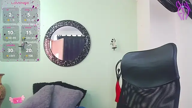 Sofia Franco  online show from 03.04.25