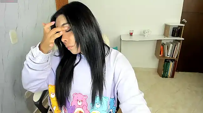 Snapshot of aleja_belle chatting on 03.07.25 aleja belle online show from 03.07.25