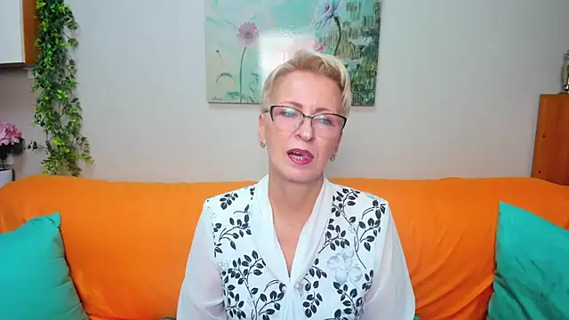 iamyourdream89 online show from 09.29.25