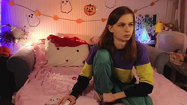 Frank Fraer online show from 10.22.25