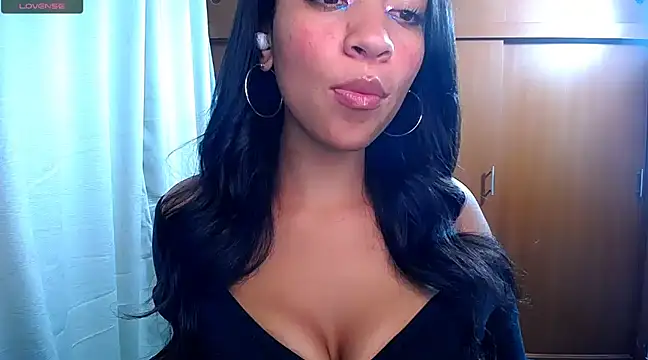 Danna Ross  online show from 01.24.25