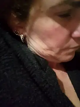 Snapshot of SeductionSilera chatting on 02.17.25 SeductionSilera online show from 02.17.25