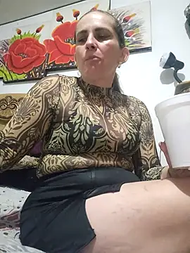 Snapshot of SeductionSilera chatting on 02.18.25 SeductionSilera online show from 02.18.25