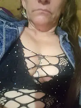 Snapshot of SeductionSilera chatting on 02.20.25 SeductionSilera online show from 02.20.25