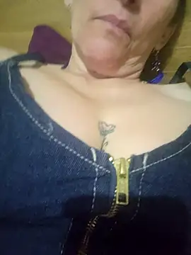 Snapshot of SeductionSilera chatting on 02.24.25 SeductionSilera online show from 02.24.25