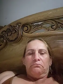 Snapshot of SeductionSilera chatting on 11.20.25 SeductionSilera online show from 11.20.25