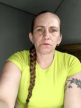 Snapshot of SeductionSilera chatting on 11.24.25 SeductionSilera online show from 11.24.25