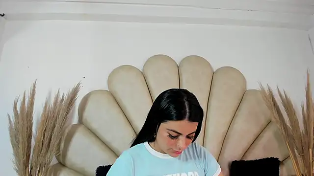 Natasha  Blue online show from 09.23.25