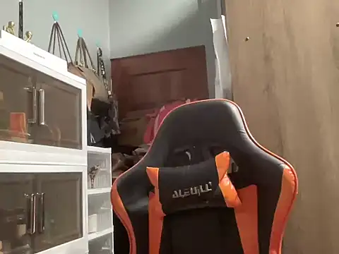 UrLove Marga online show from 11.03.25