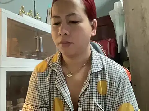 UrLove Marga online show from 11.11.25