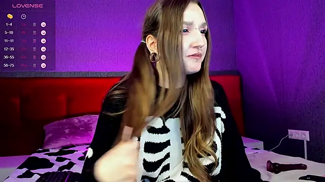 Snapshot of Pink_diablo chatting on 01.18.25 Pink diablo online show from 01.18.25
