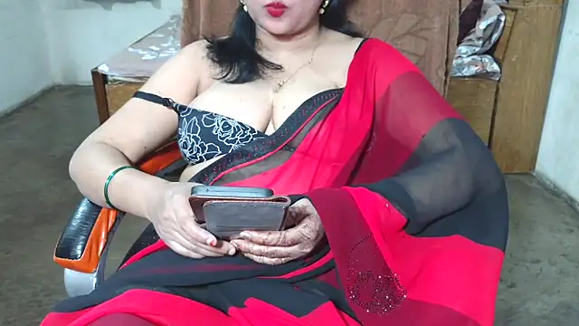 Cute Mahi22 online show from 04.10.26