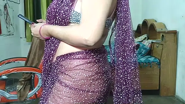 Cute Mahi22 online show from 04.19.26